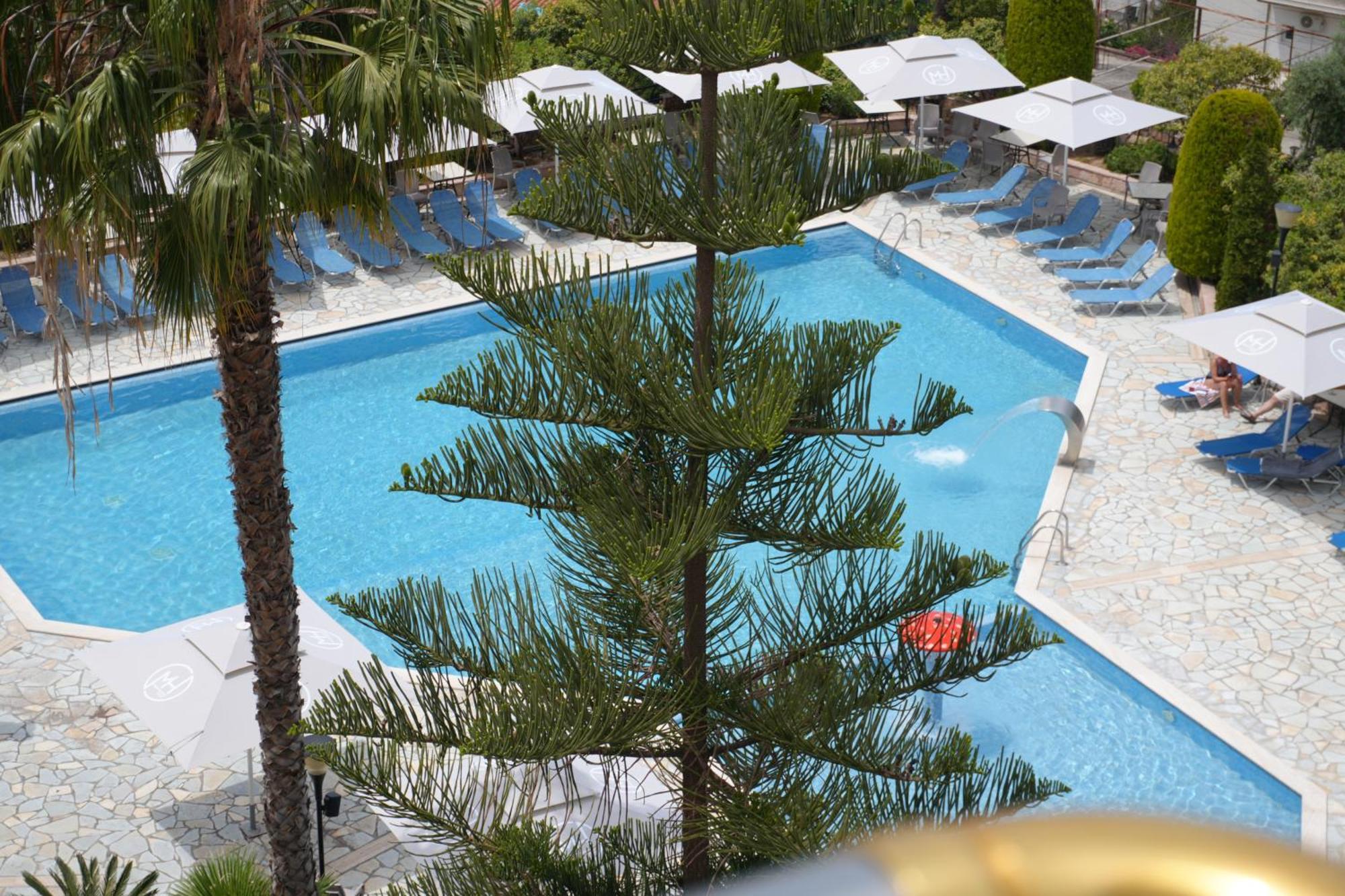 Hotel Mediterrane Sarandë 外观 照片